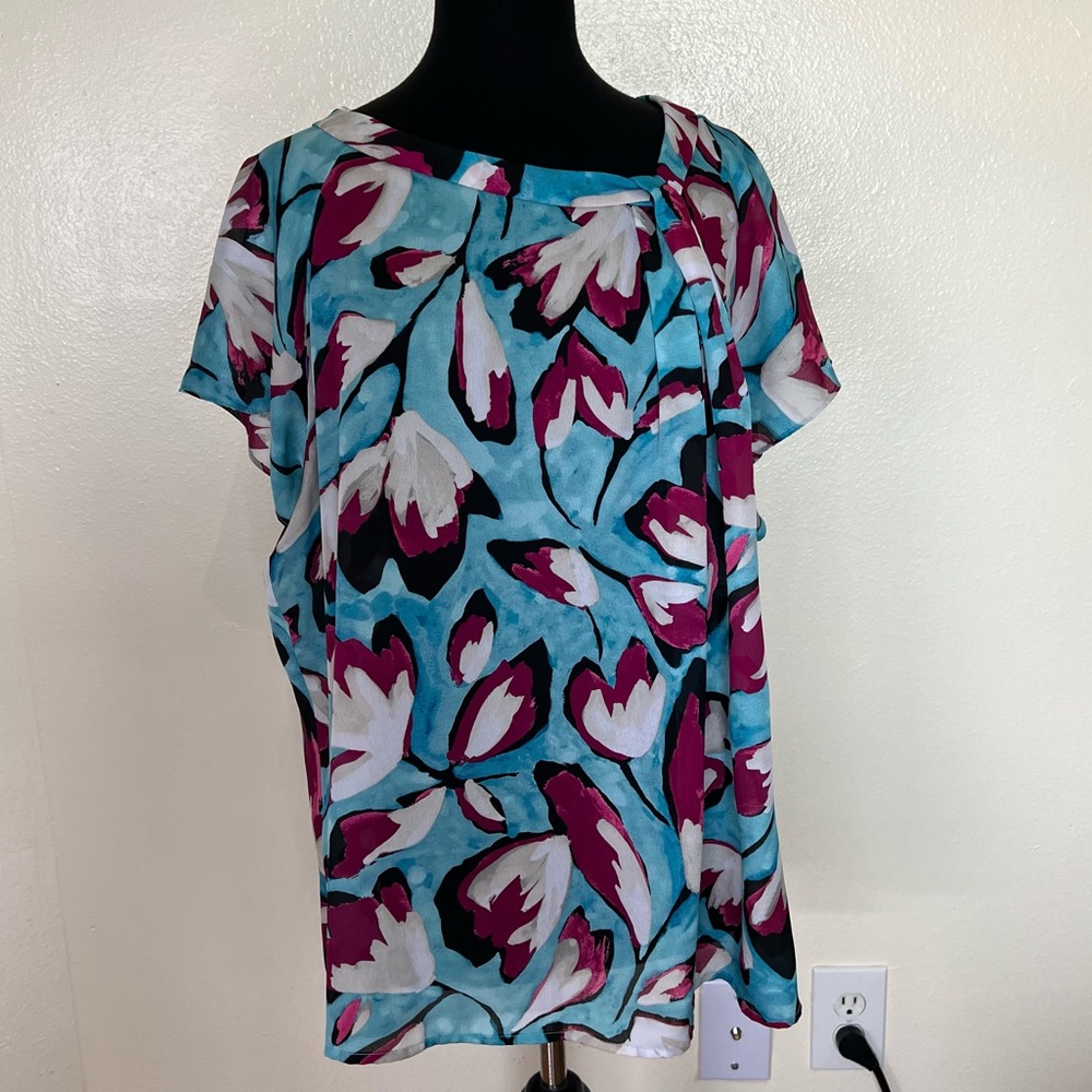 Liz Claiborne Woman Caravan, Spanish Rose Multi Top